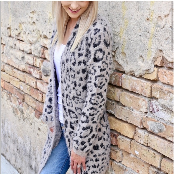 Fuzzy Leopard Cardigan Duster - Picture 2 of 13